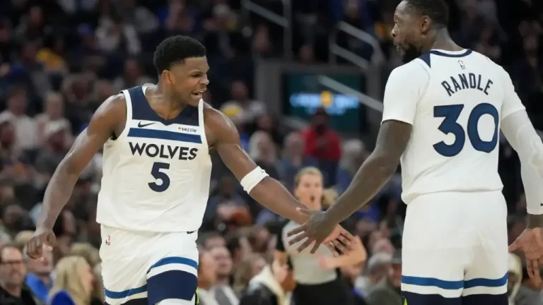 Read more about the article Lakers vs Timberwolves Prediction: Young Energy Meets Veteran Strategy